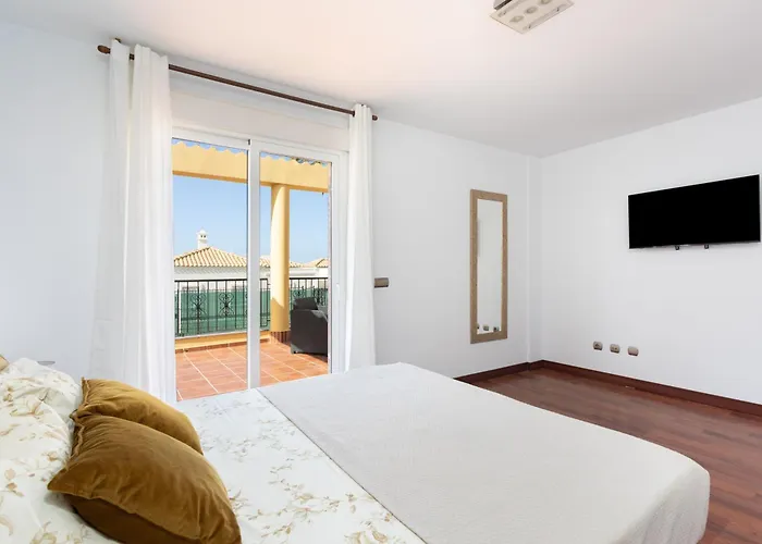 Exclusive With Private Pool 1 Kilometer From Cristianos *