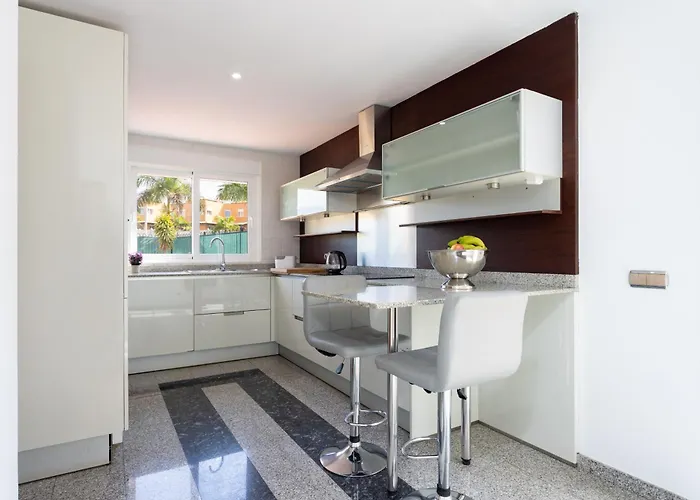 Exclusive With Private Pool 1 Kilometer From Cristianos * Los Cristianos (Tenerife)